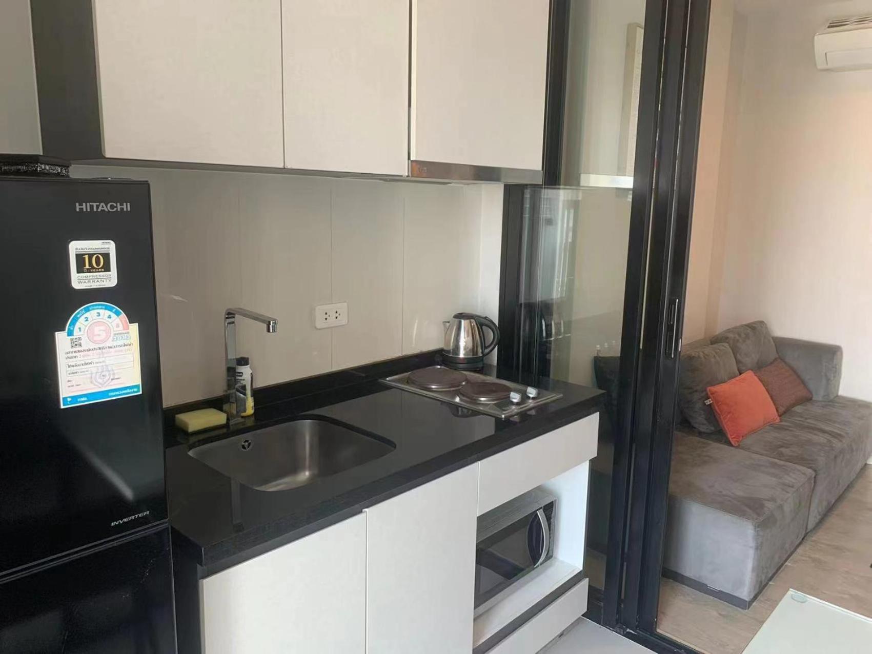 The Base Apartment Pattaya Luaran gambar